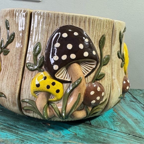 Mushroom Canister Arnels Vintage 70s Divided Canister Missing One Canister & Lid - Picture 5 of 14